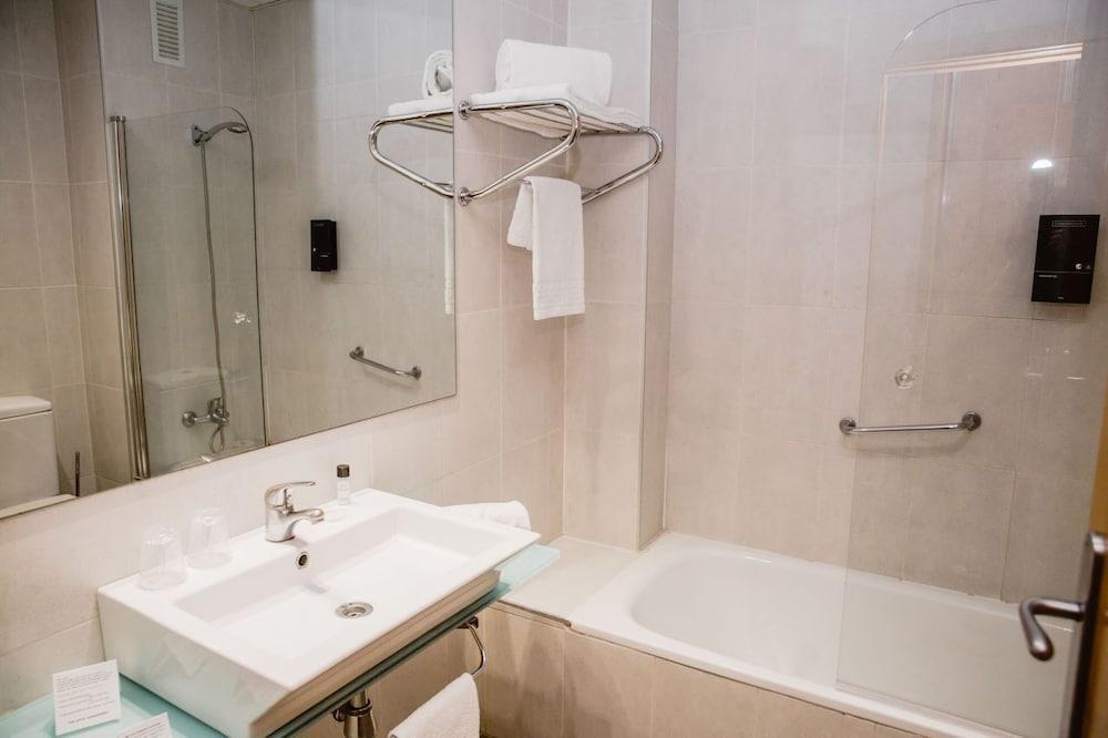 Hotel Salvevir Эхеа-де-лос-Кабальерос Экстерьер фото